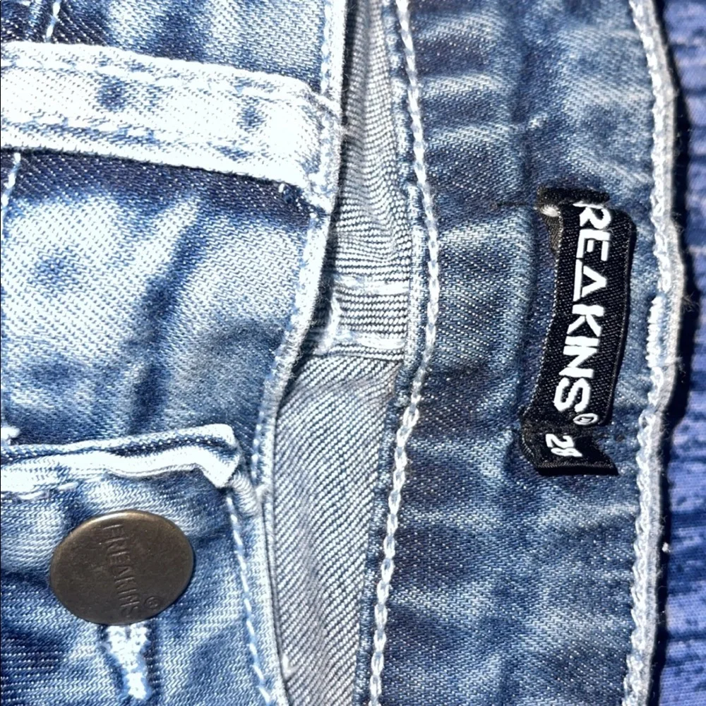 Freakins, waist:- 28 - Picture 3 of 3